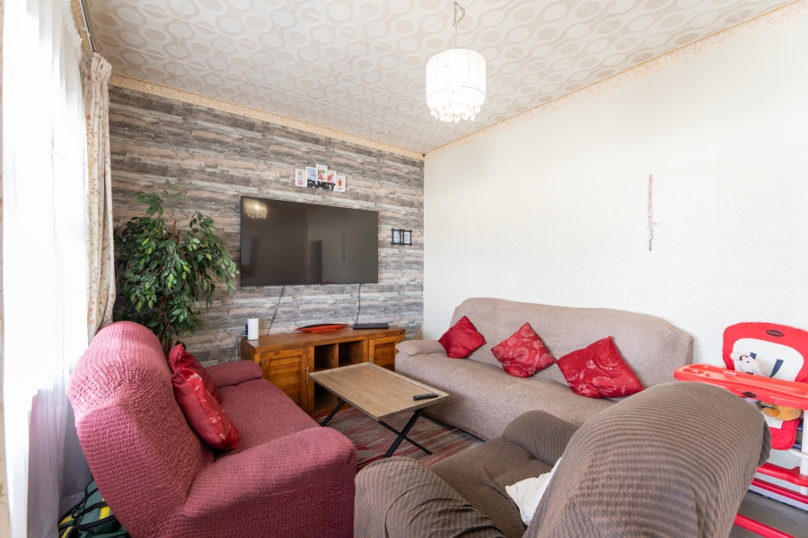 8 Bedroom Property for Sale in Parow Valley Western Cape